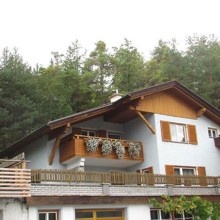 Ferienhaus Tschenett 伊姆斯特 外观 照片