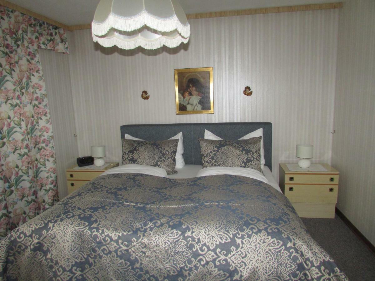 Ferienhaus Tschenett 伊姆斯特 外观 照片