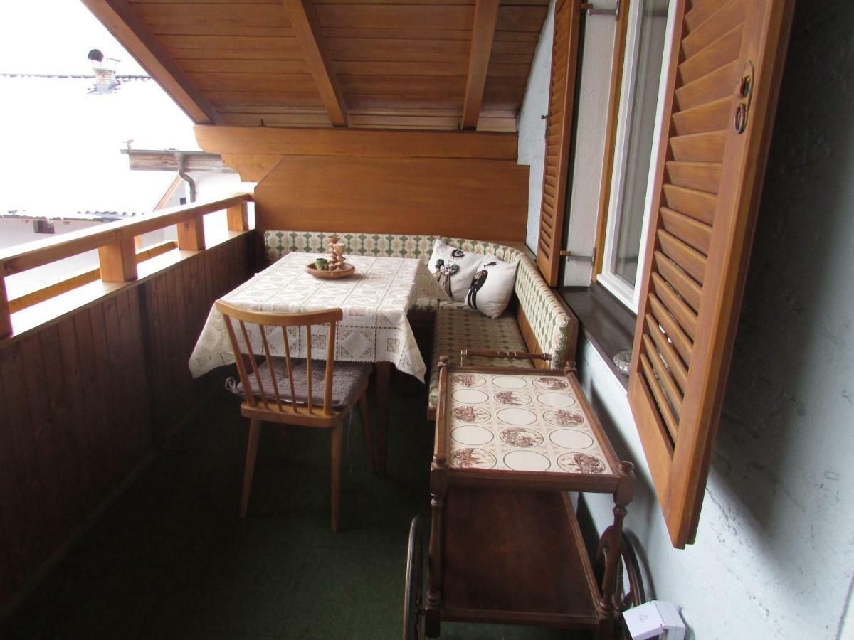 Ferienhaus Tschenett 伊姆斯特 外观 照片